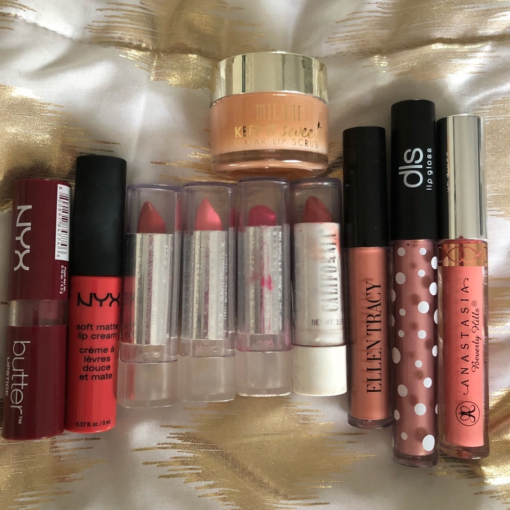 Lipsticks and lip scrub